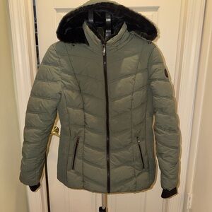 Nautica Olive Puffer Jacket with Black lined fur hood #skiing #snowboarding #ice